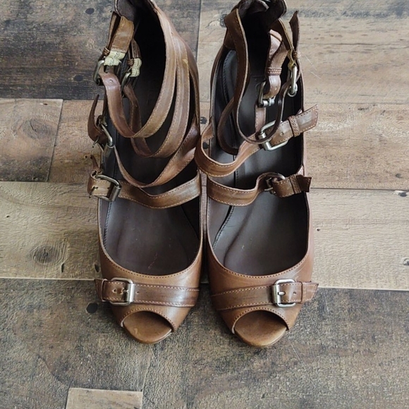 J.Crew buckle strap leather high heels size 8 1/2 - Picture 5 of 13